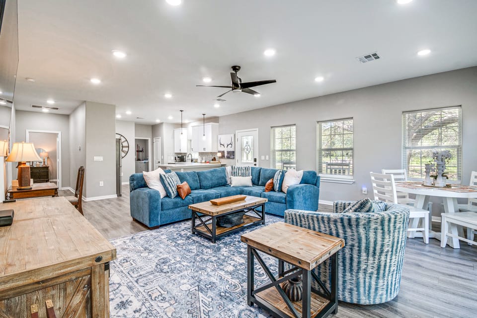 Pond + Trails On-Site: Washington Escape! House in Texas
