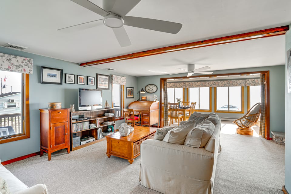 Lovely Coastal Home By Delaware Bay: Walk to Beach House in Delaware