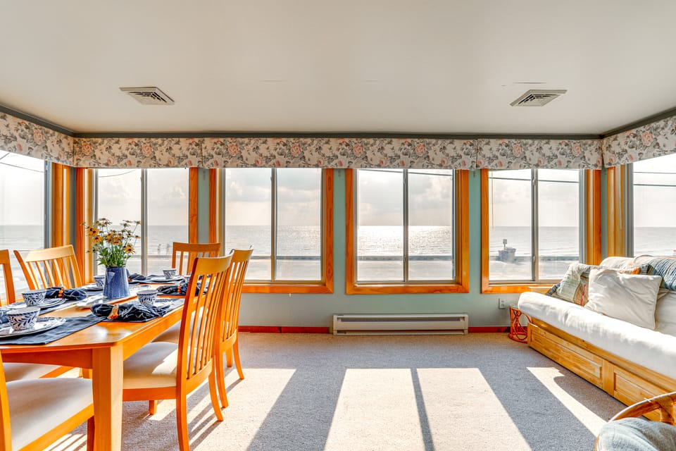 Lovely Coastal Home By Delaware Bay: Walk to Beach House in Delaware