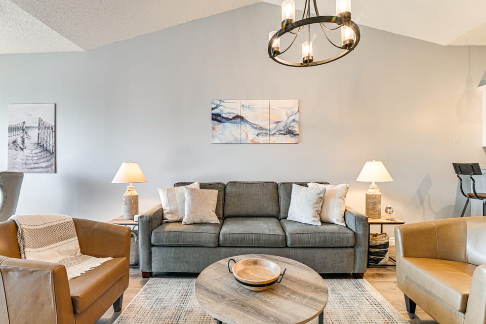 Myrtle Beach Condo: 3 Mi to Ocean! Apartment in South Carolina