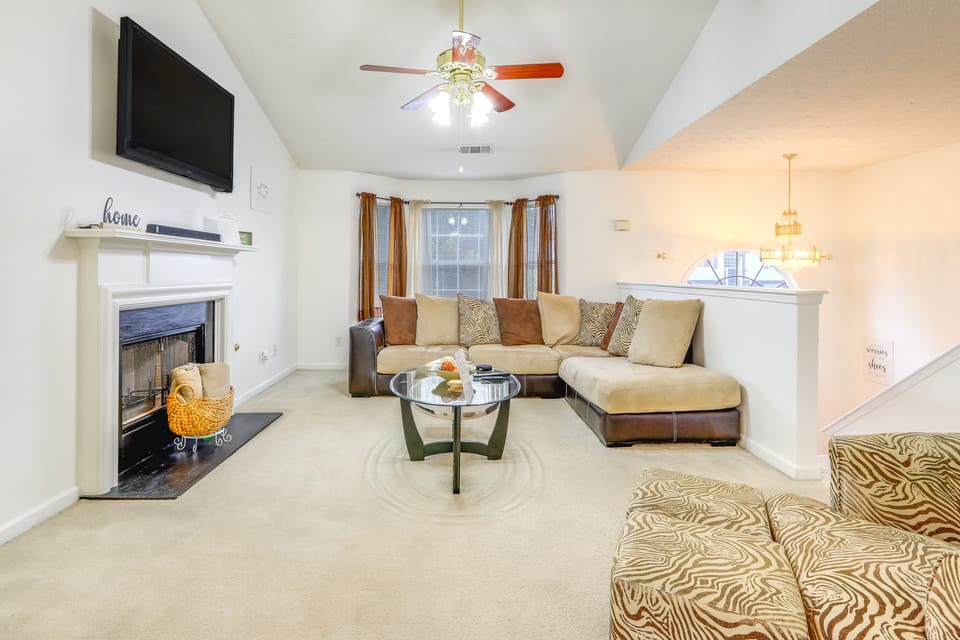 Home w/ Large Yard in Quiet Atlanta Suburb House in Georgia