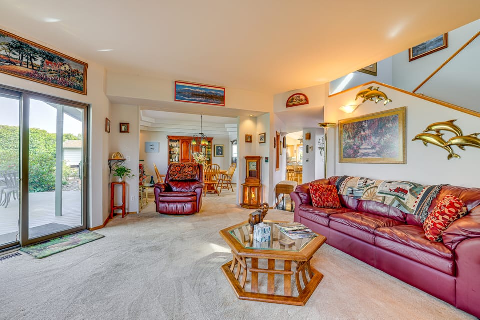 Unique Home w/ Beautiful Mtn Views! House in Washington