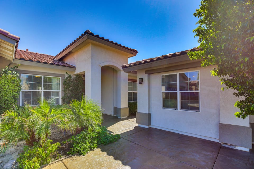 6 Mi to Coachella Festival: Serene Studio Apartment in Indio
