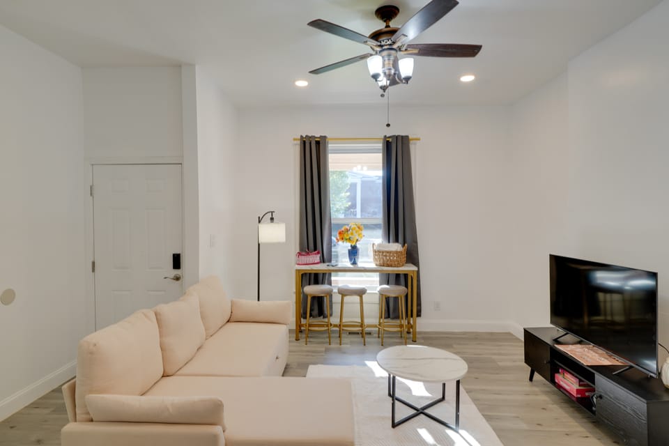 Derby Week Retreat < 1 Mi to Churchill Downs House in Louisville