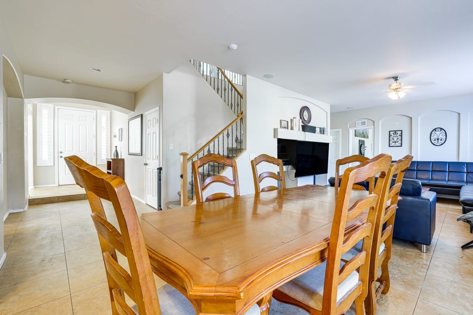 Relax Poolside! Group-Friendly San Tan Valley Gem House in San Tan Valley