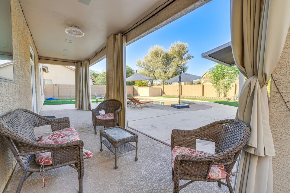 Relax Poolside! Group-Friendly San Tan Valley Gem House in San Tan Valley
