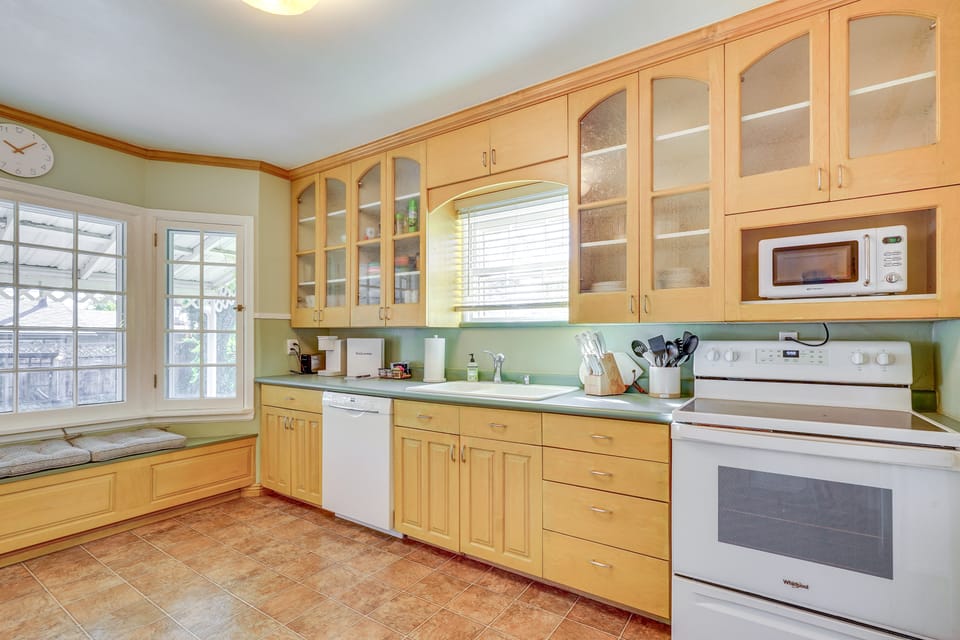 6 Mi to University of Utah: Family-Friendly Home House in Millcreek