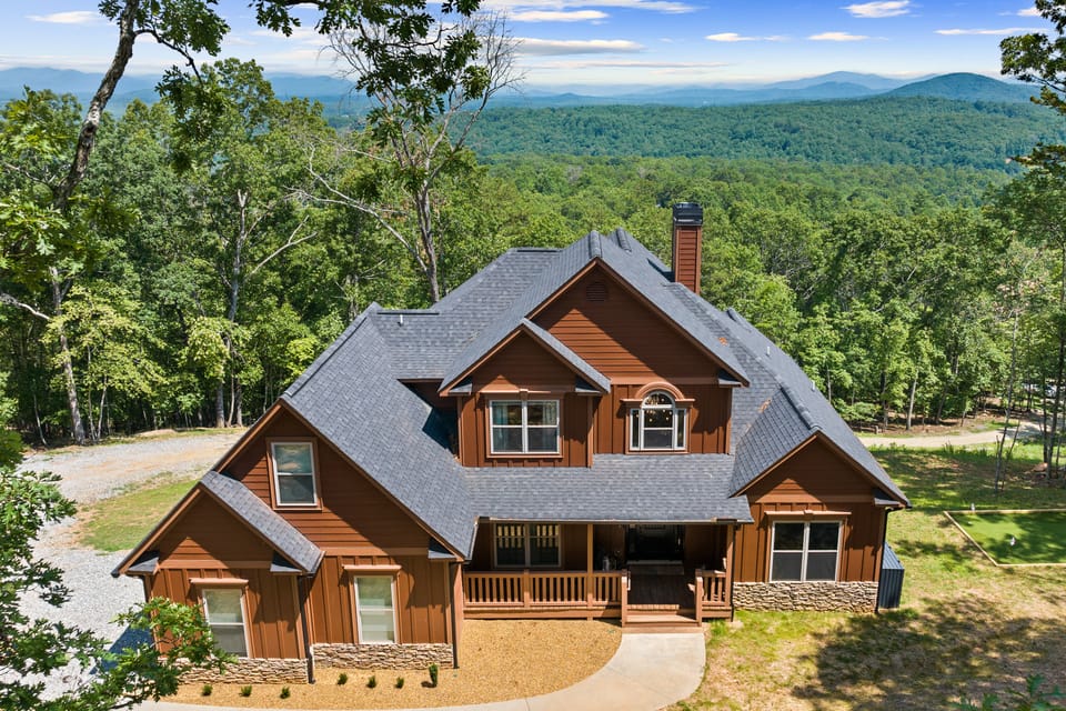 Mtn View & Game Room in Morganton: Spacious Cabin! House in Union County
