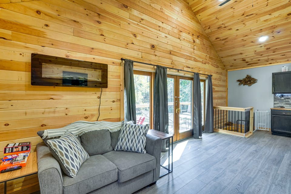 Waterfront Home in Gravois Mills w/ Deck & Beach House in Sunrise Beach