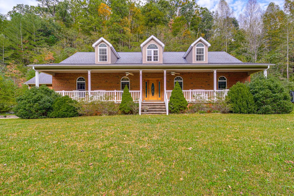 Breaks Home: 3 Mi to ATV Trails! House in West Virginia