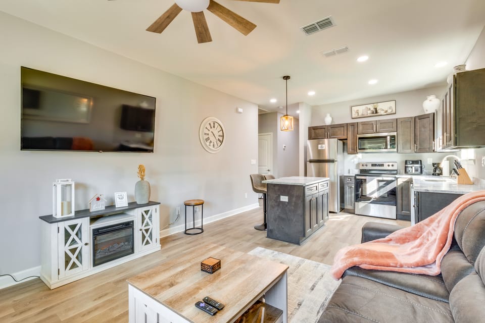 1 Mi to Florida State Capitol: Tallahassee Escape Apartment in Tallahassee