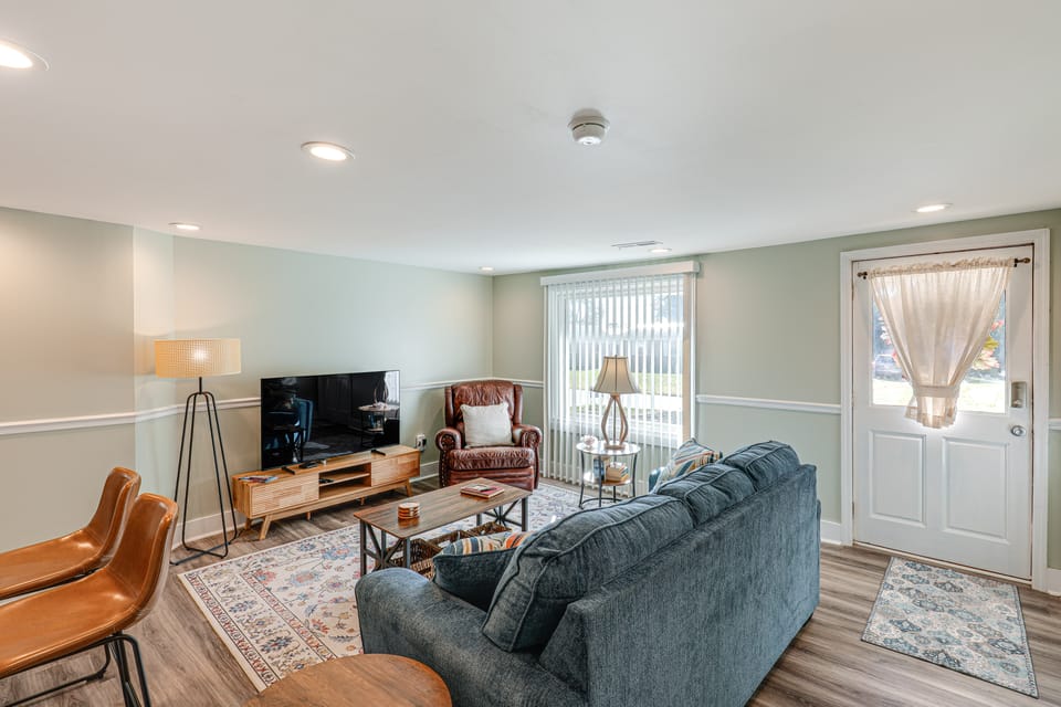 Small-Town Charm & Local Dining: Home in Burgaw! House in North Carolina