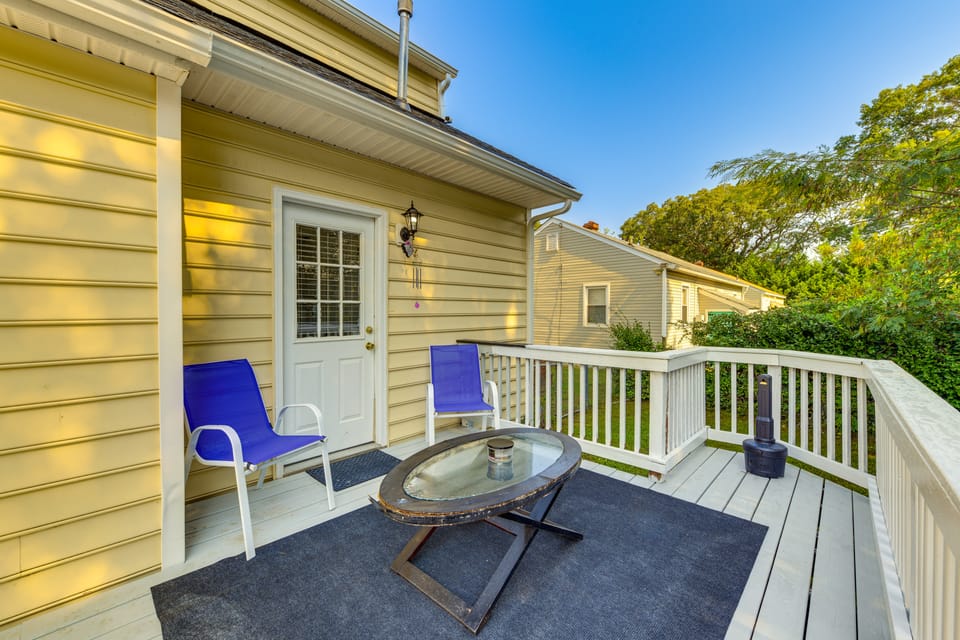 Richmond Home w/ Deck: 1 Mi to Richmond Raceway! House in Richmond