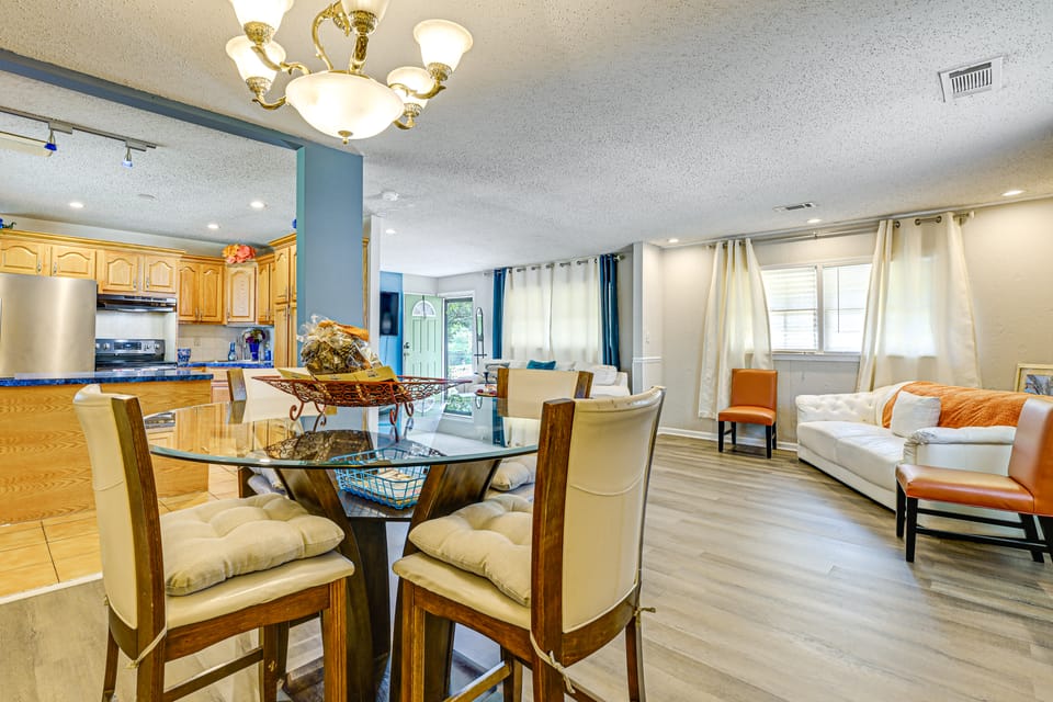 Family-Friendly Jonesboro Home w/ Fenced Yard! House in Georgia