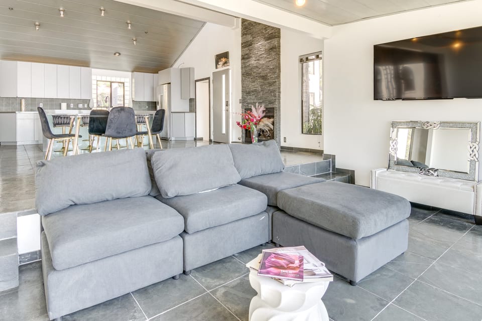 3 Mi to Beach: Home w/ Pool & Spa in Malibu! House in Malibu