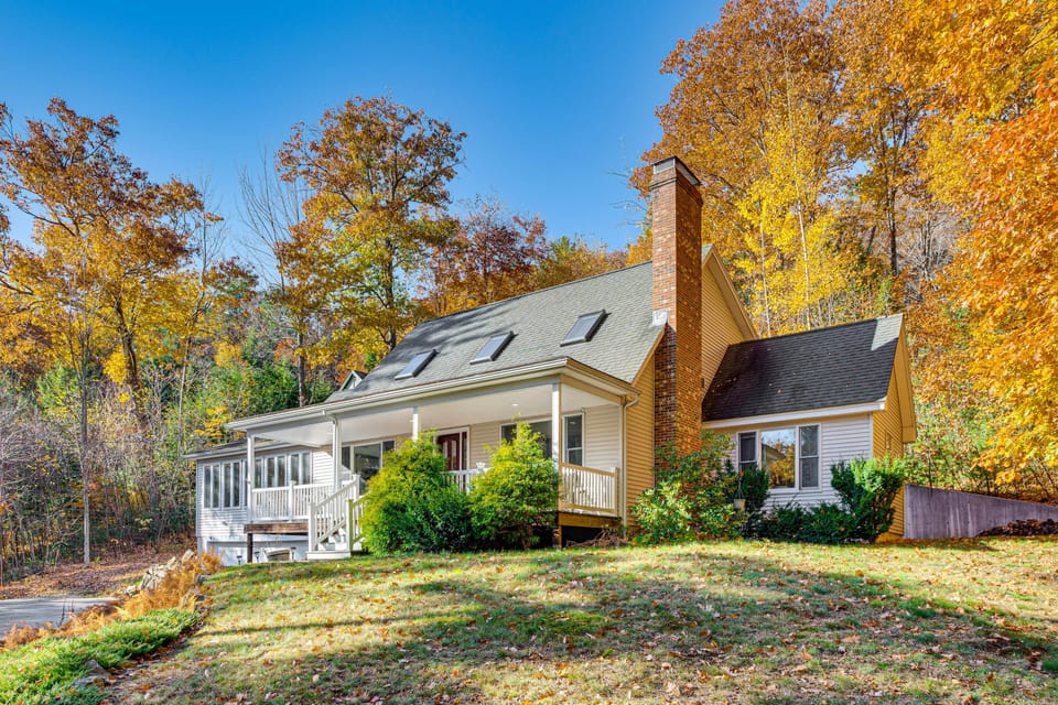 2 Mi to Winnipesaukee Shores: Gunstock Retreat House in Gilford