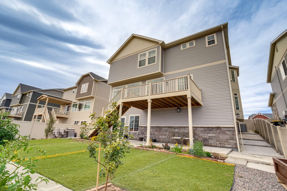 Family-Friendly Aurora Apt w/ Shared Patio! Apartment in Aurora