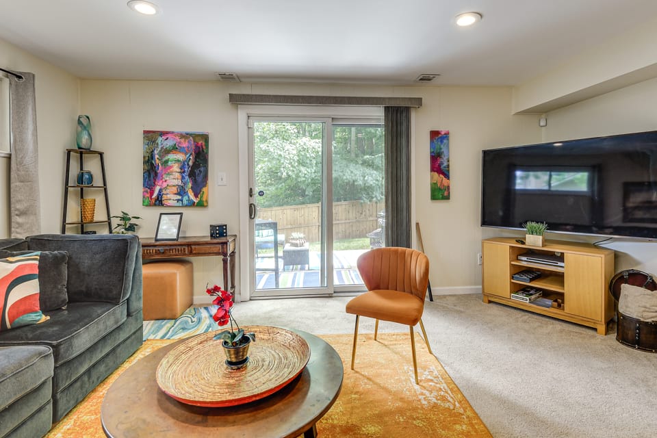 3 Mi to Dtwn Silver Spring: Convenient Apartment Apartment in Silver Spring