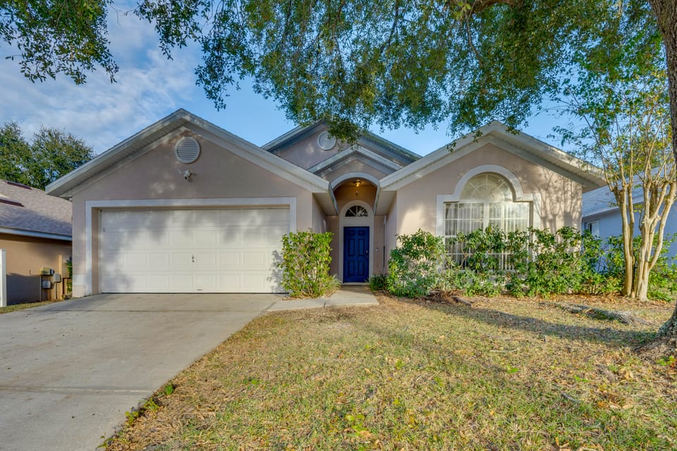 Orlando Theme Park Adventures: Family Getaway House in Four Corners
