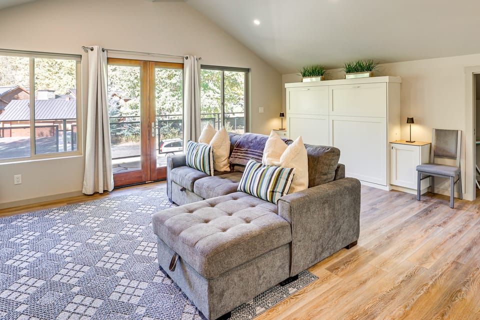 14 Miles to Sun Valley: Updated Getaway! House in Hailey