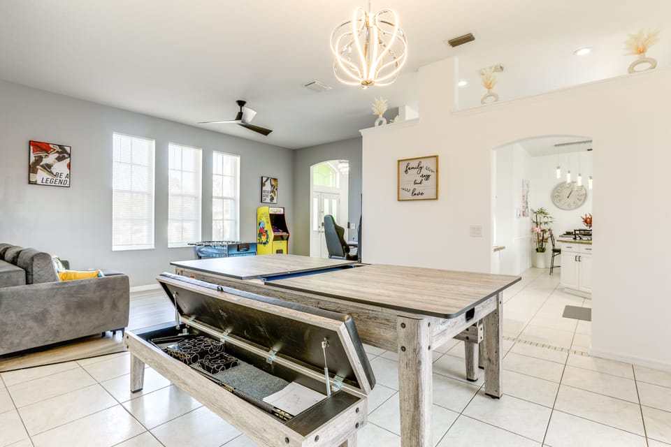 Heated Pool & Grill: Modern Port St Lucie Home House in Port Saint Lucie