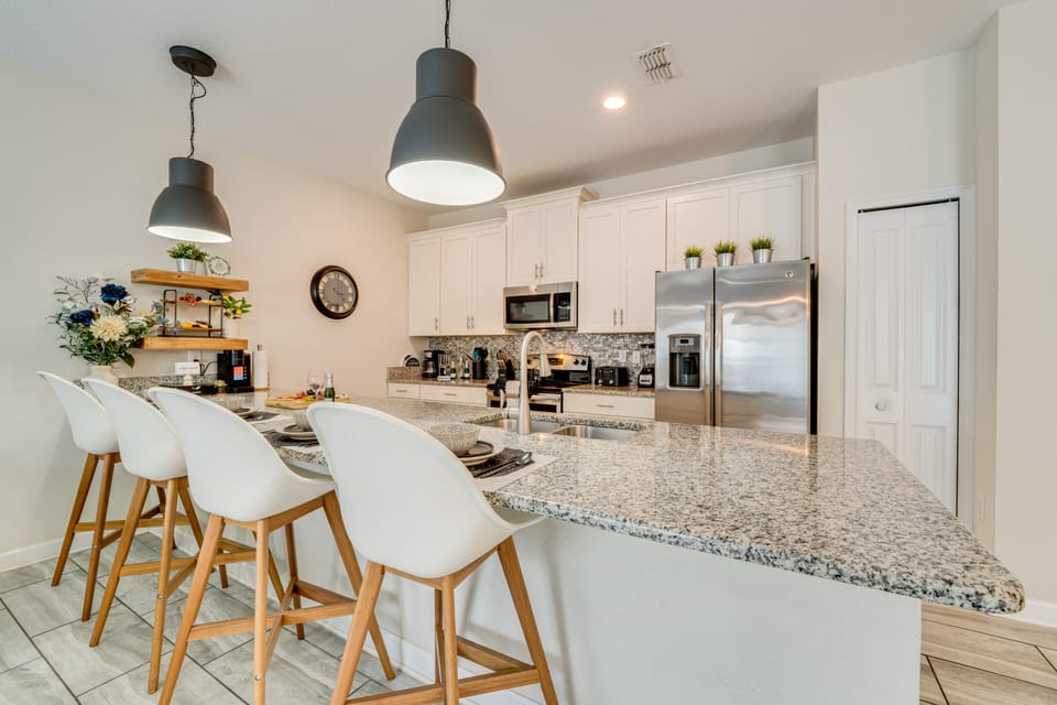 9 Mi to WDW: Resort Retreat w/ Heated Pool! Apartment in Four Corners
