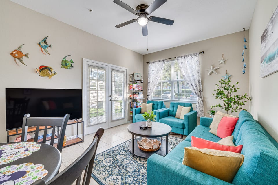 Sunshine Retreat Minutes From Disney Magic Apartment in Kissimmee