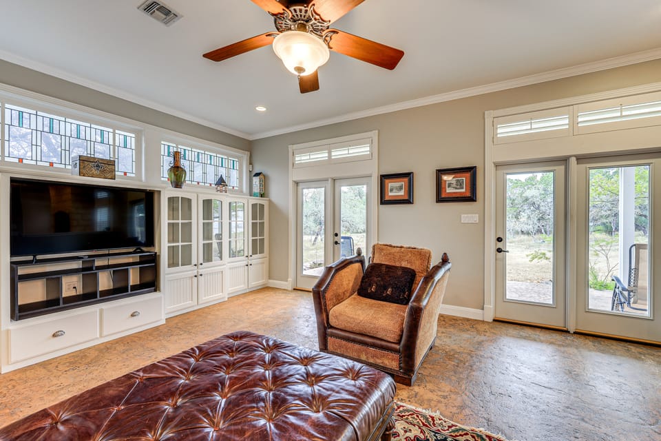 Near Golfing & Parks: Serene San Antonio Home House in San Antonio
