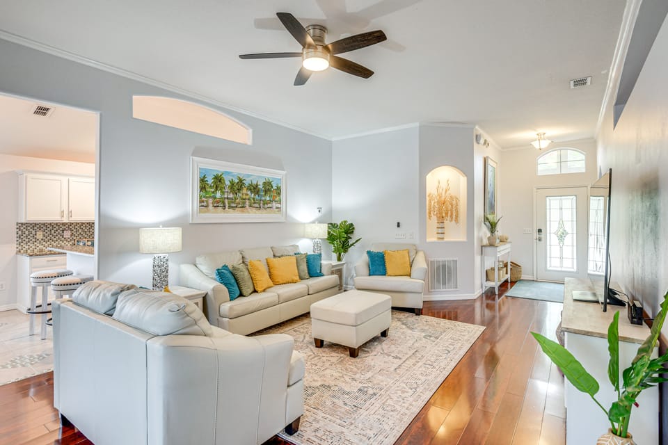 On-Site Canal Access: Luxe Home in Palm Coast! House in Palm Coast