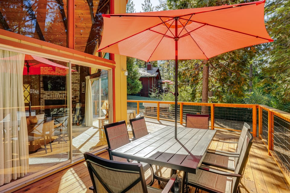 Arnold Chalet Near Town & Calaveras Big Trees! House in Arnold