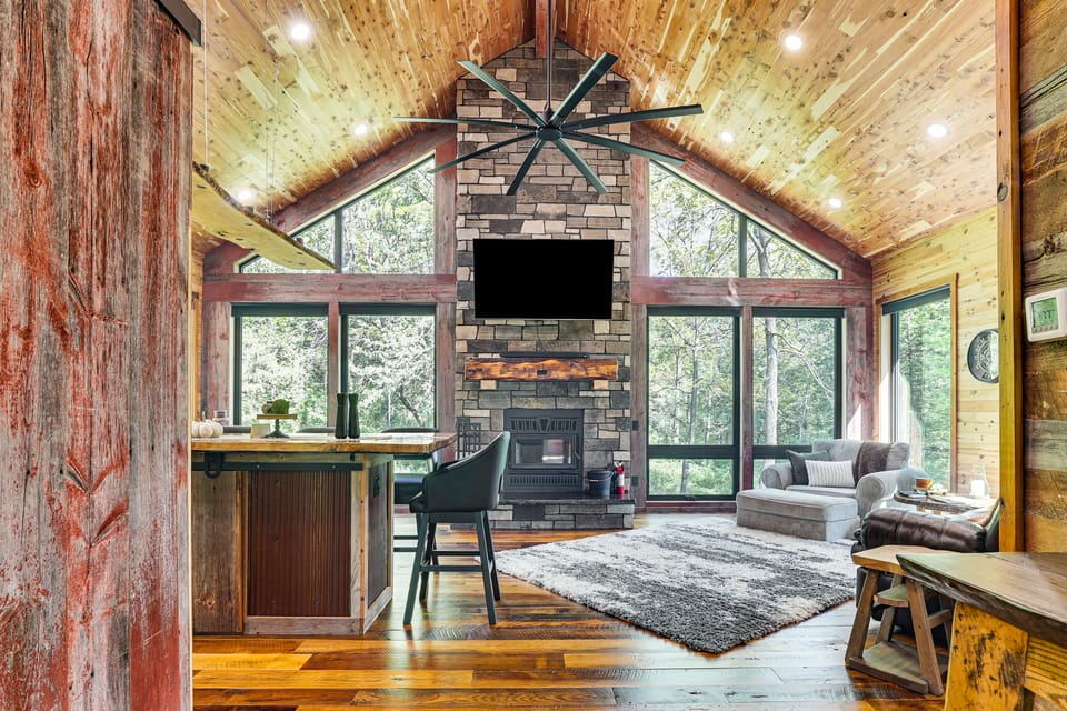 Galena Cabin on 20 Acres: 5 Mi to Downtown! House in Iowa