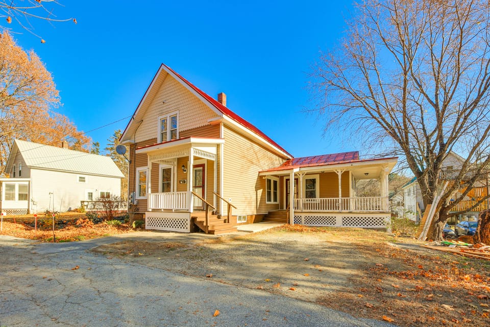 18 Mi to Skiing: Colorful Home in Springfield! House in Vermont