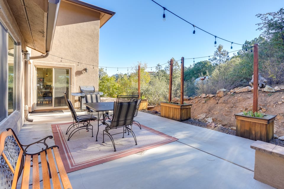 4 Mi to Hiking! Prescott Home w/ Furnished Patio House in Prescott