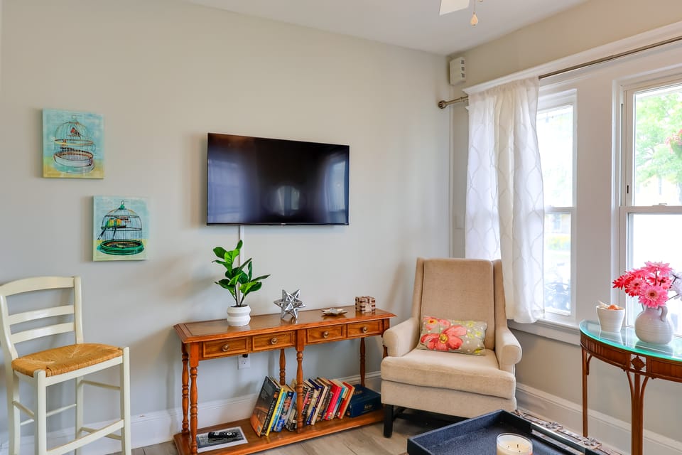Walk to Ocean Grove Beach: Seaside Haven! Apartment in Ocean Grove