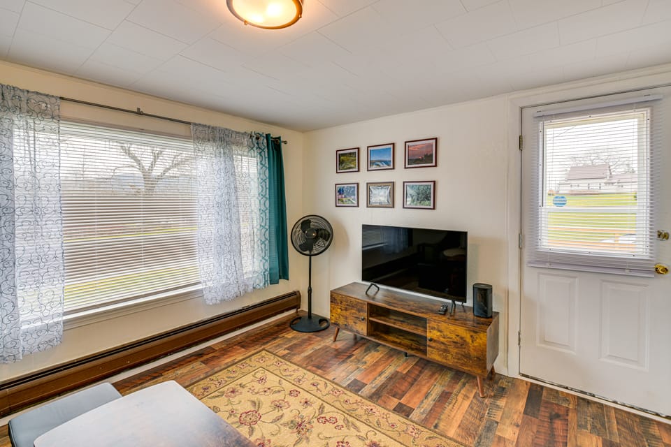 Near Skiing & Snowmobiling: Home in Mars Hill! House in Maine