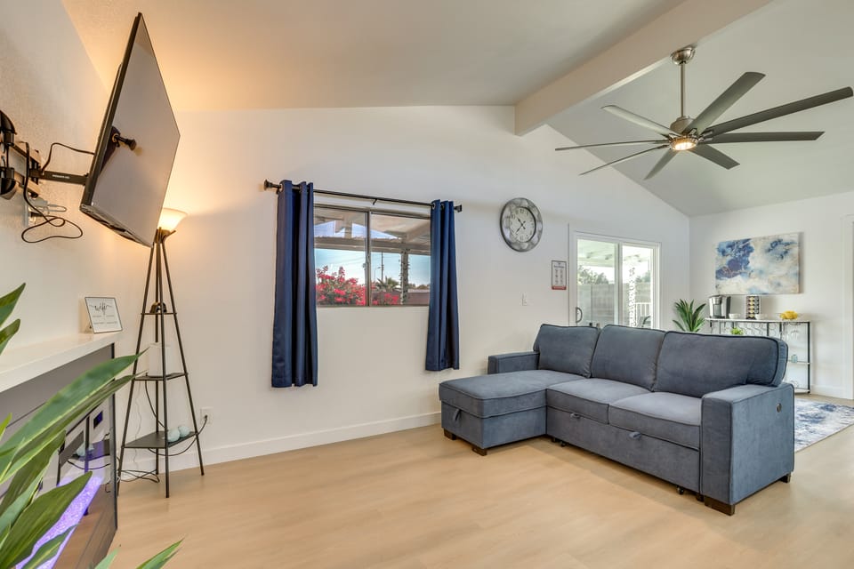11 Mi to Dtwn Phoenix: Main House w/ Outdoor Oasis House in Tempe
