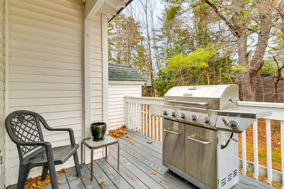 Ski, Hike & Fish: Dog-Friendly Gem in Conway House in North Conway