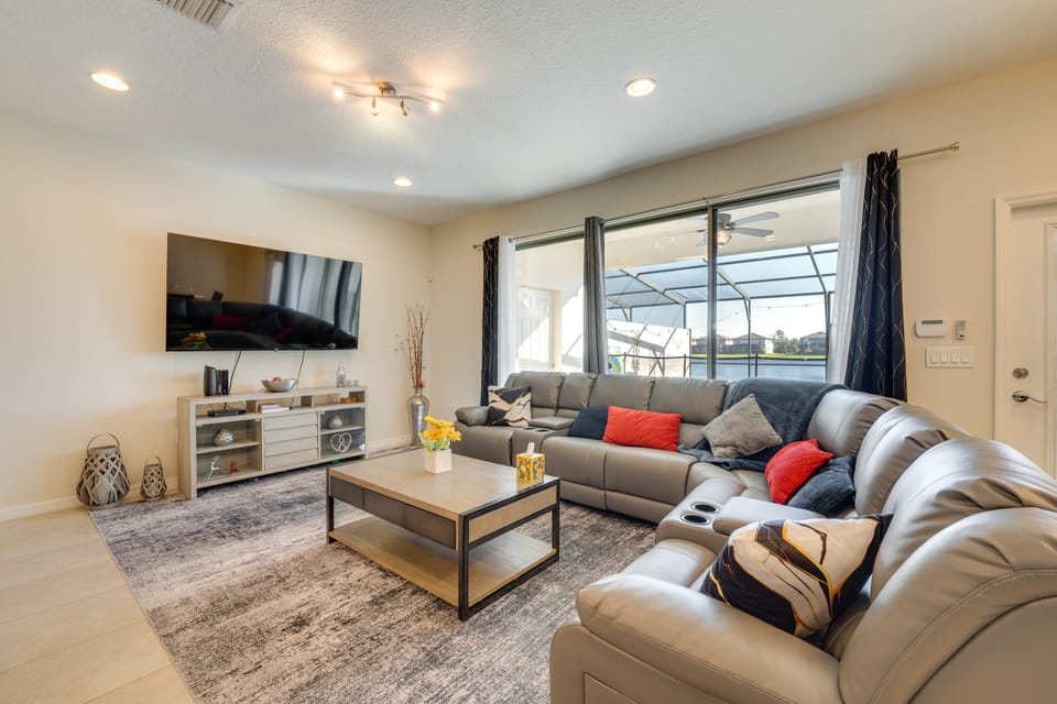 13 Mi to WDW: Family Home w/ Private Pool & Perks! Apartment in Four Corners