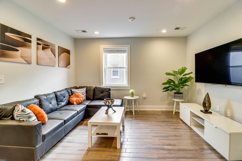3 Mi to National Mall: DC Apt w/ Fenced Yard Apartment in District of Columbia