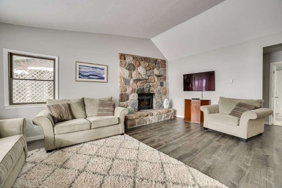 Dock & Views: Lake Mitchell Home in Cadillac! House in Michigan