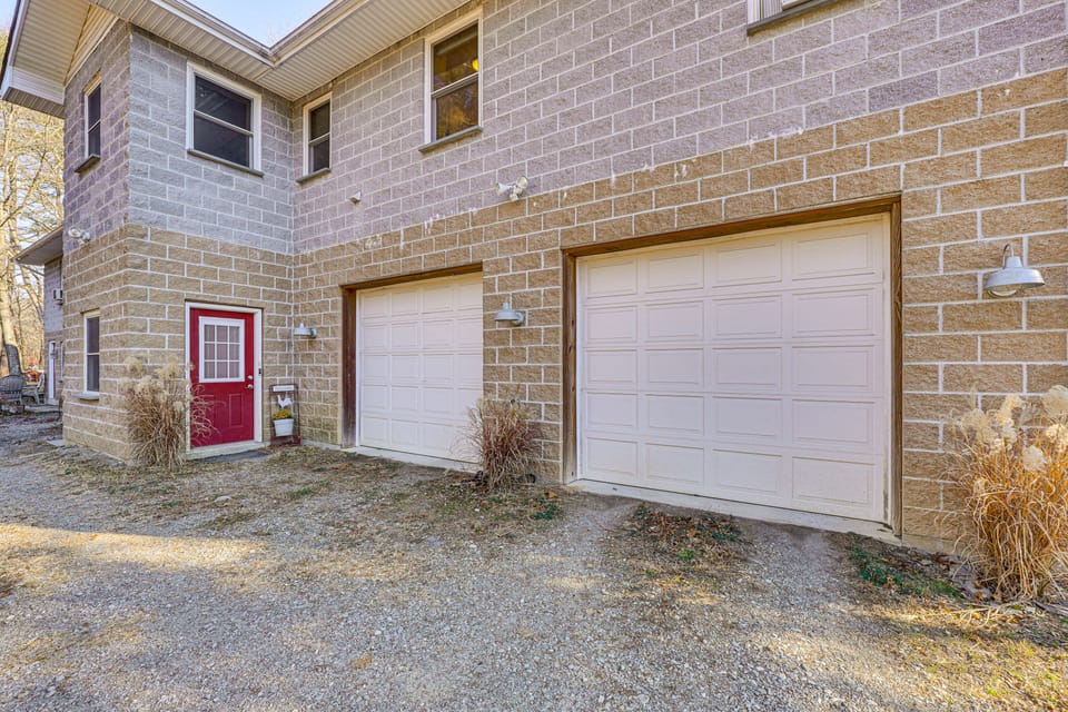 Near Historic Sites: Bright Hyde Park Guest Suite Apartment in Hudson Valley