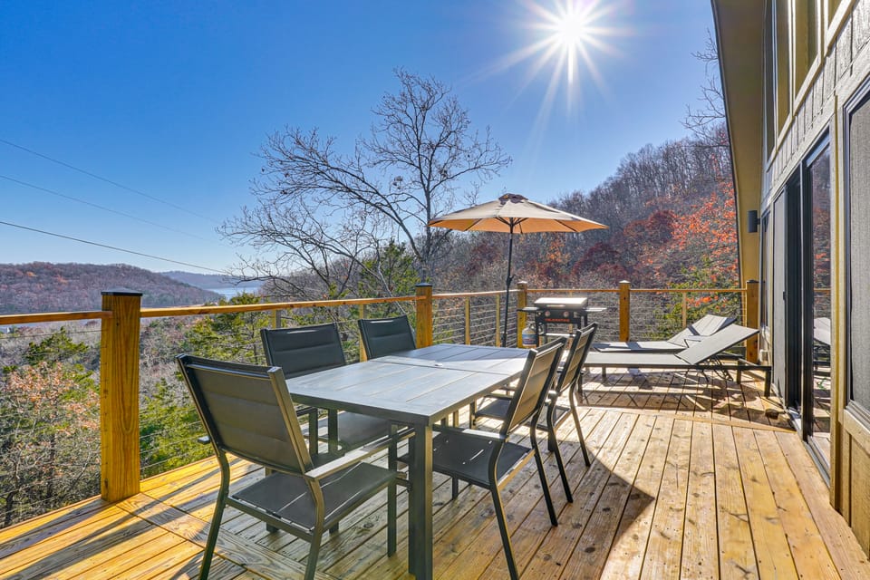 Fish, Swim & Kayak: Spacious Beaver Lake Home! House in Beaver Lake