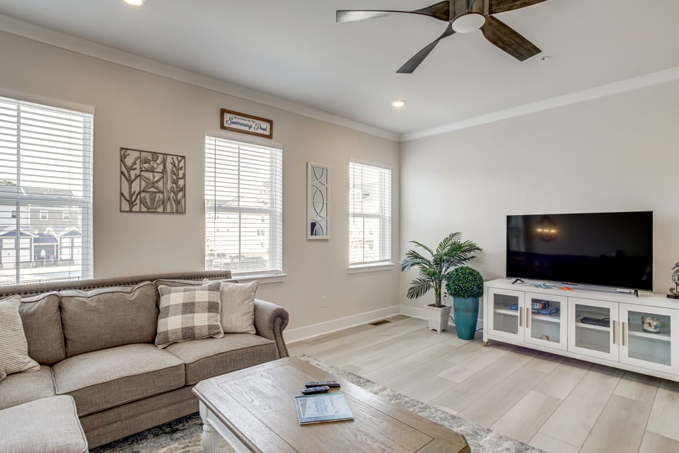 4 Mi to Beach! Family Getaway in Ocean City Area Apartment in Worcester County