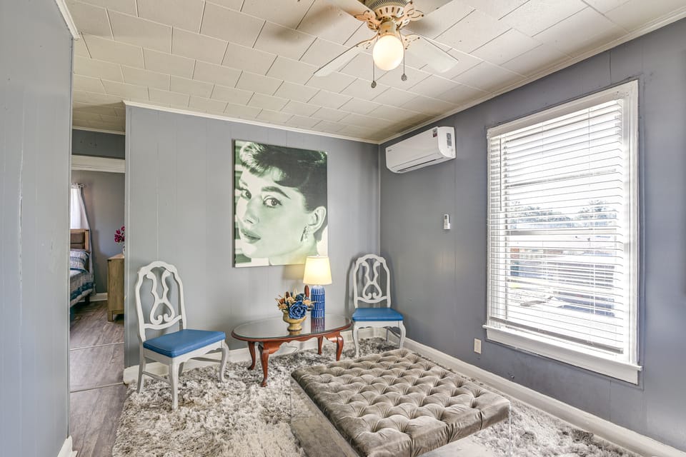 Near Sabine Lake & Refineries: Pet-Friendly Apt Apartment in Port Arthur