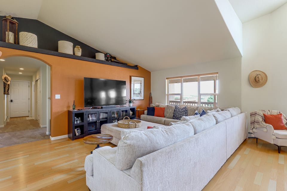 Luxe Mesa View Home on 35 Acres w/ Wraparound Deck House in Colorado