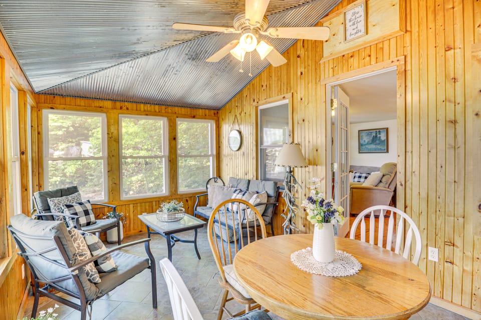 Pet-Friendly Cabin w/ Dock & Lake Views in Edwards House in Lake of the Ozarks