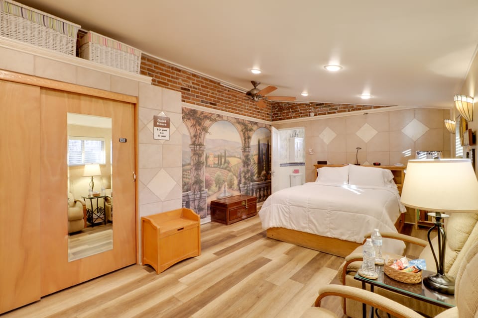 Close to Midtown! Cozy Reno 'River Cottage' Apartment in Reno