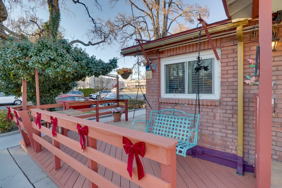 Close to Midtown! Cozy Reno 'River Cottage' Apartment in Reno