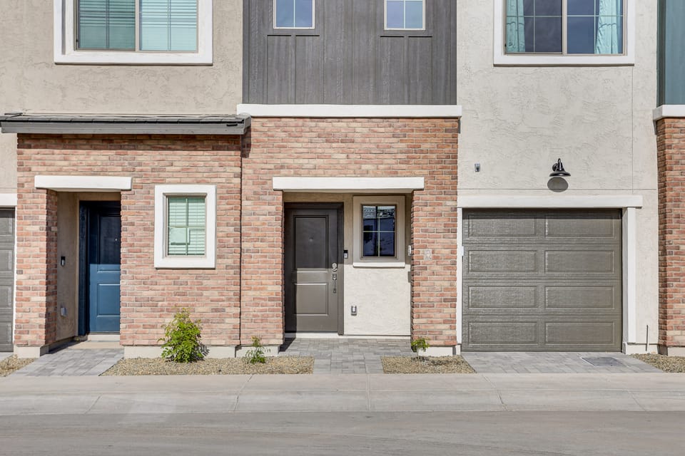 Community Pool & Hiking Trails: Red Fox Retreat 2 Apartment in Phoenix