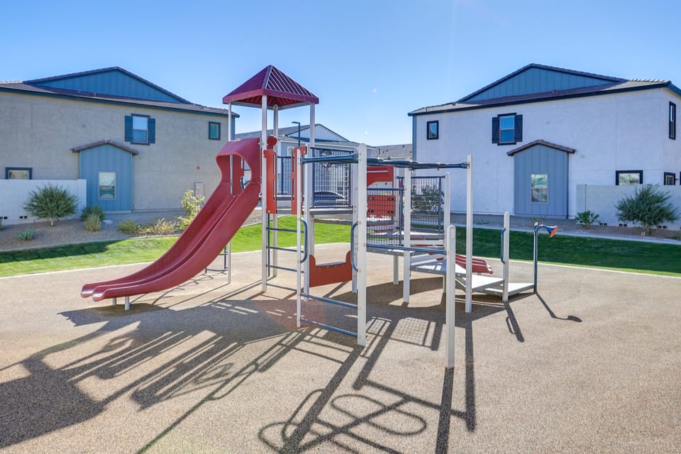 Community Pool & Hiking Trails: Red Fox Retreat 2 Apartment in Phoenix